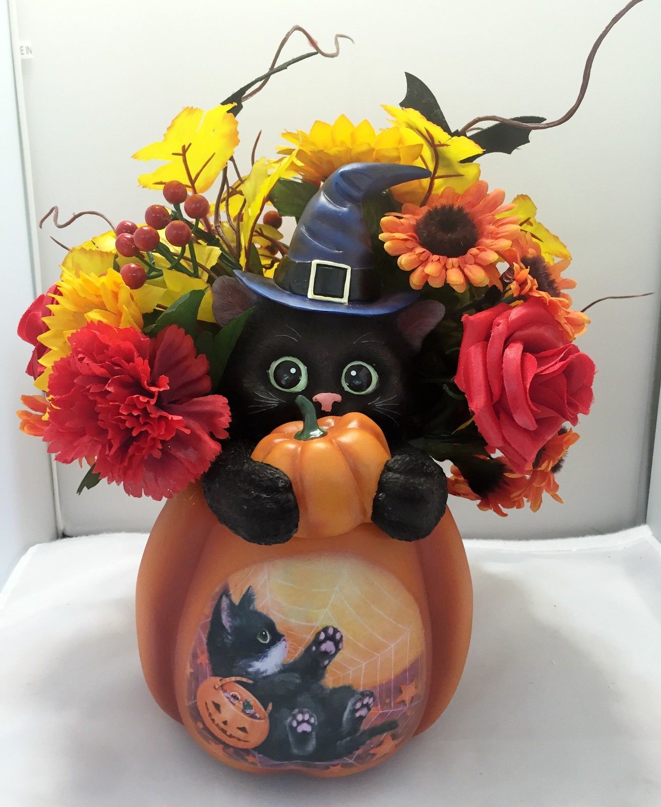 Get Halloween Vase Gif